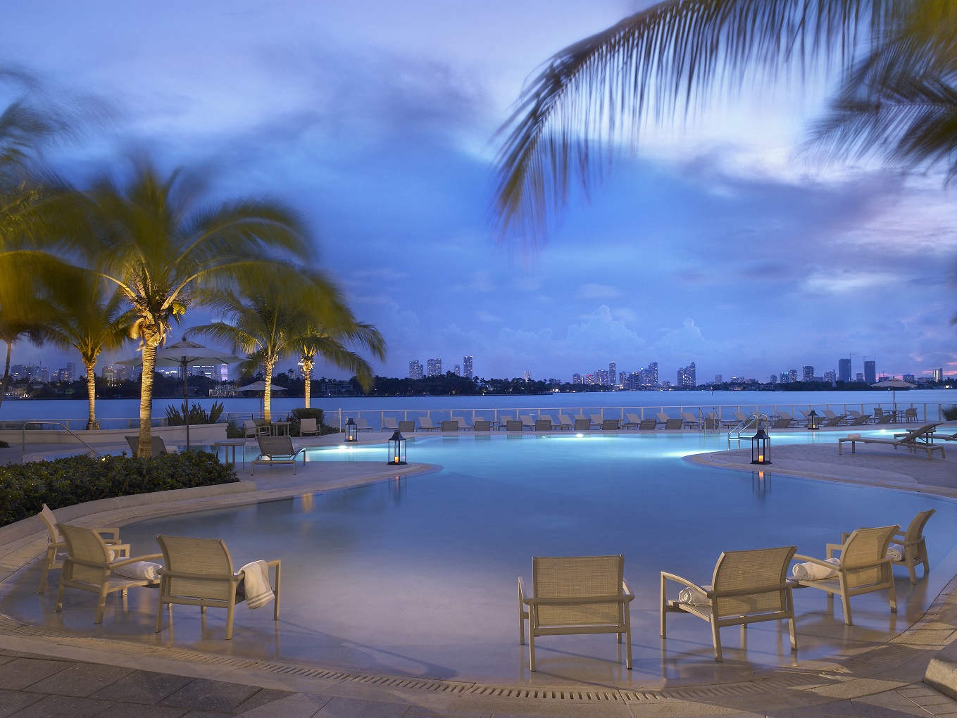 Southgate Towers Luxury Rentals | Apartments in Miami Beach, FL